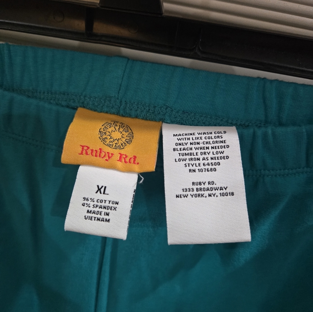 Ruby Rd pants - Picture 3 of 3